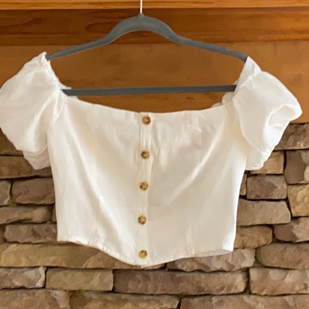 Adorable crop top!!!